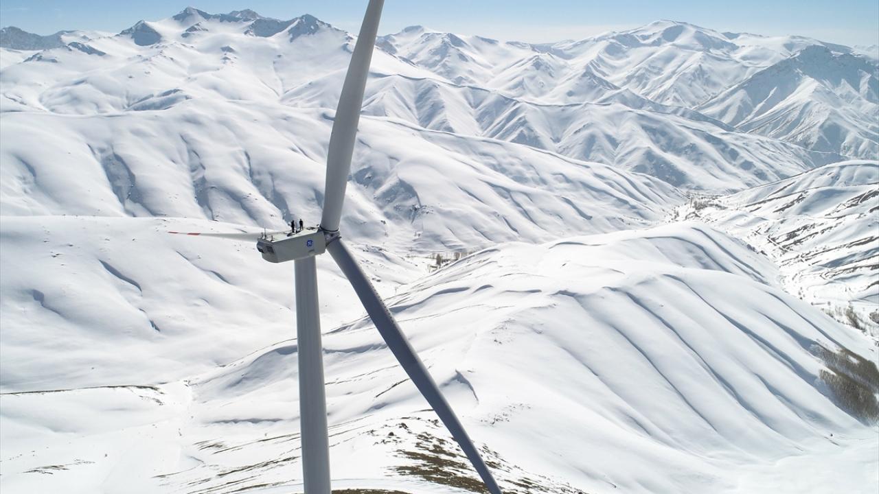 "En yüksek türbinimiz 3 bin rakımda"