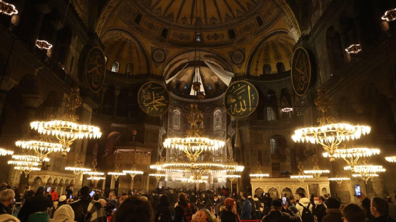 Miraç Kandili yurt genelinde idrak edildi