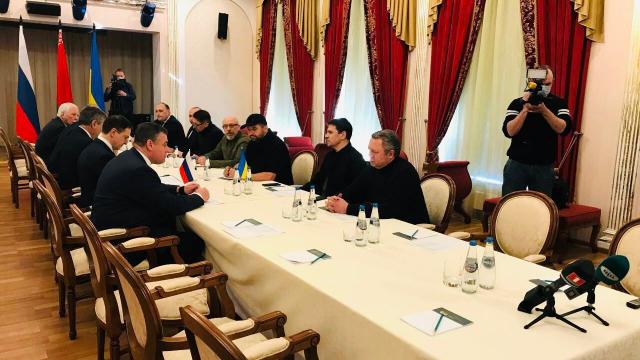 Rusya ile Ukrayna arasındaki müzakereler başladı - Son Dakika Haberleri