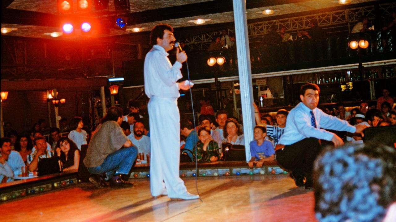 44 yıllık kariyerinde 78 albüme imza attı