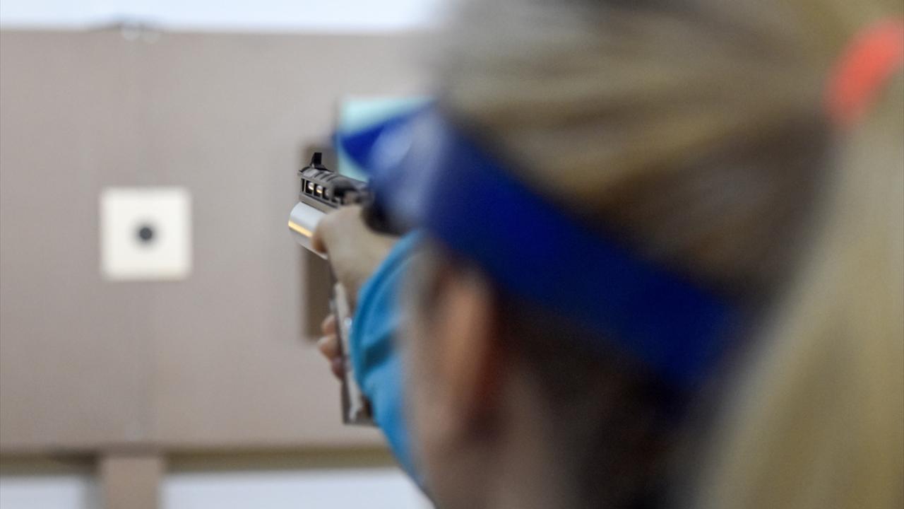 Hedefi için çok çalışıyor