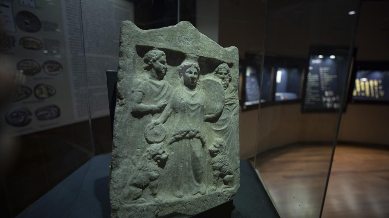 "Doğanın da en güçlü hayvanlarıyla betimlenmiş"