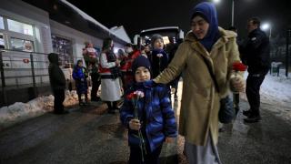 Ukrayna'dan tahliye edilen Kırım Tatar Türkleri Türkiye'ye getirildi