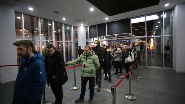 Ukraynadan bugüne kadar 14 bin 480 Türk vatandaşı tahliye edildi