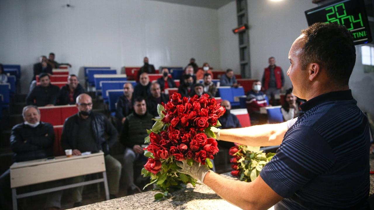 "Korsan satıcılar en büyük sıkıntımız"