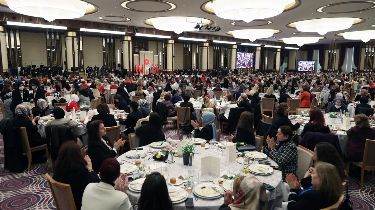 "Rusya-Ukrayna savaşına ilişkin 20`yi aşkın devlet başkanı ile görüştüm"