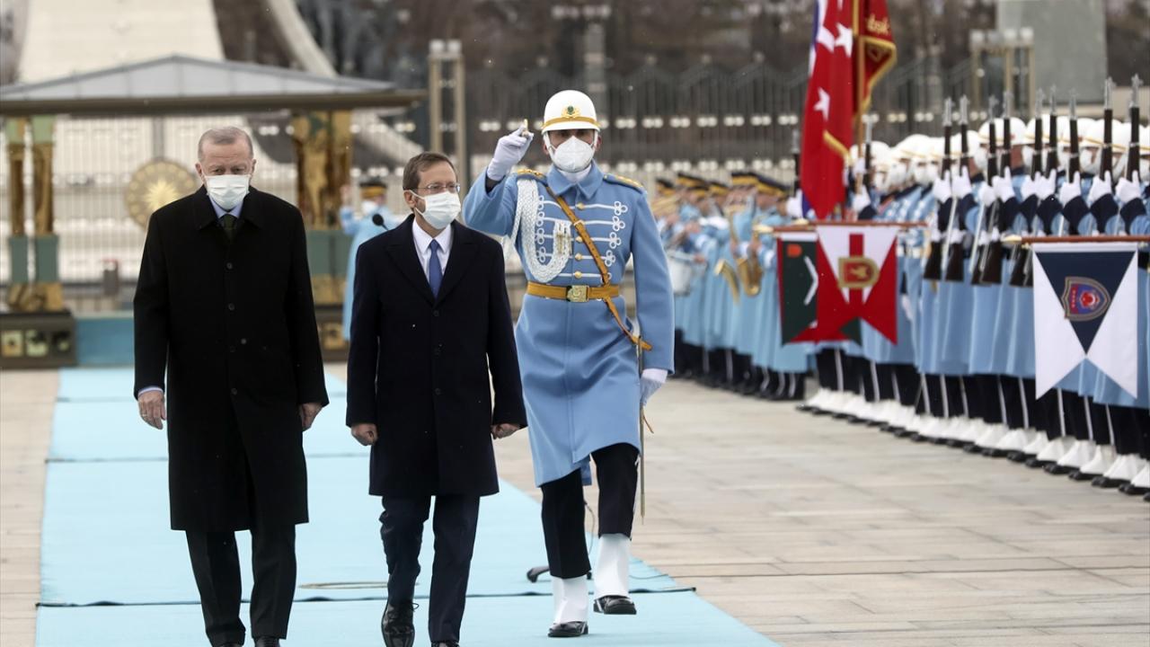 Cumhurbaşkanı Erdoğan, Herzog`u resmi törenle karşıladı