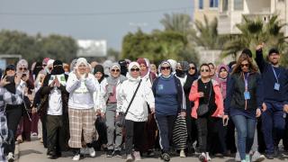 Filistinli kadınlar Dünya Kadınlar Günü'nde yürüdü