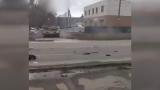 Ukrayna'da tankların çatışma anı kameralarda
