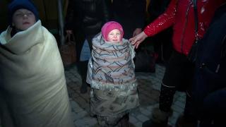 Ukraynalı mültecilerin Polonya sınırına akını sürüyor