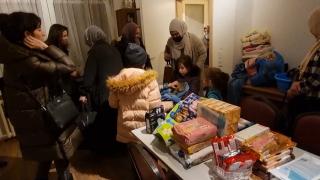 Rusya'nın saldırılarından kaçan ailelere Köln'de Türkler sahip çıktı