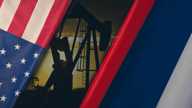 ABD, dün itibarıyla tankerlere yüklenen Rus petrolüne yönelik yaptırım muafiyetini uzattı