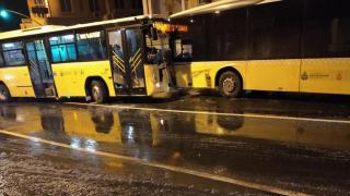 Sarıyer'de iki İETT otobüsü çarpıştı