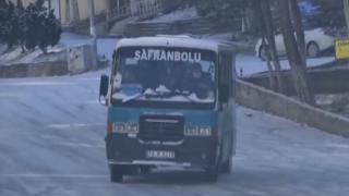 Karabük’te yollar buz pistine döndü