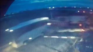 Yük treninin işçi servisine çarpma anı kamerada