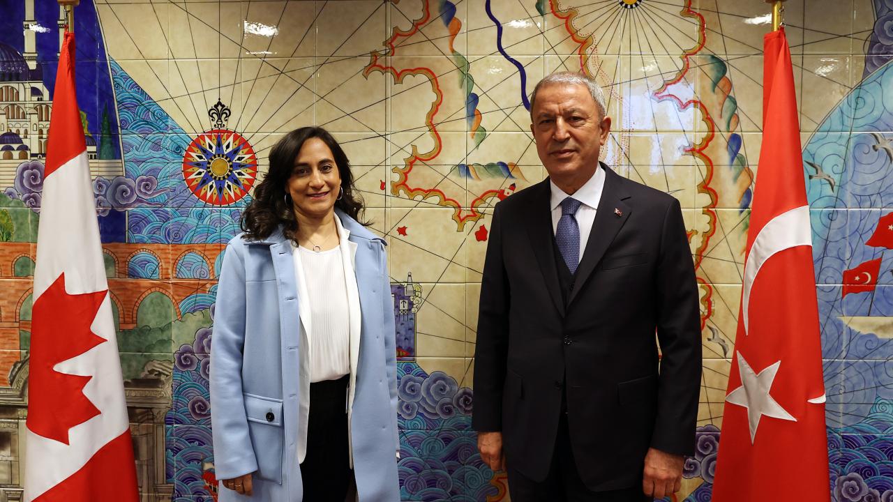 Kanada Savunma Bakanı Anita Anand