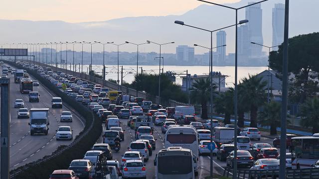 İzmirdeki Mithatpaşa Caddesi tek yön olacak