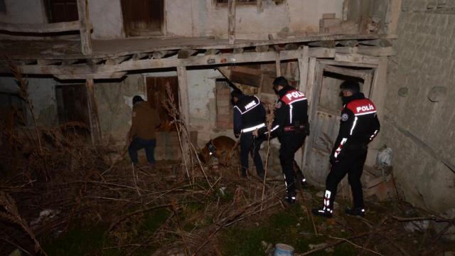 Ülke genelinde aranan 1126 kişi yakalandı