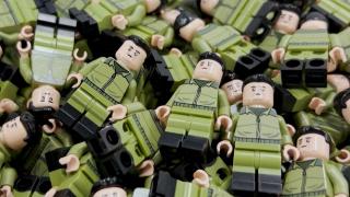 ABD'de üretilen 'Zelenskiy oyuncakları' saatler içinde tükendi