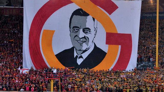 Galatasaraydan Özhan Canaydın için anma mesajı