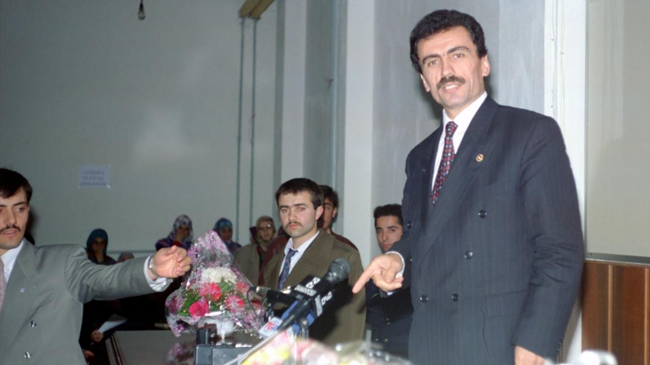 Şiirleri hafızalarda