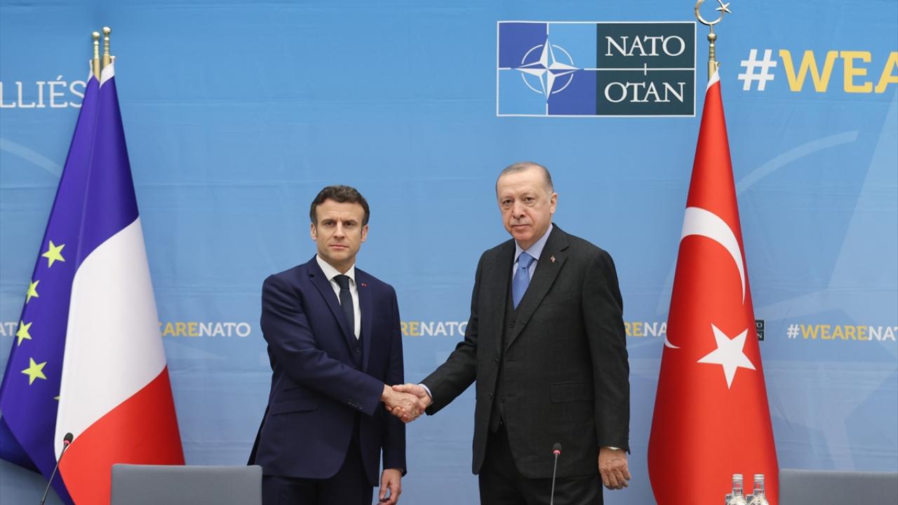 Erdoğan, Macron ile görüştü