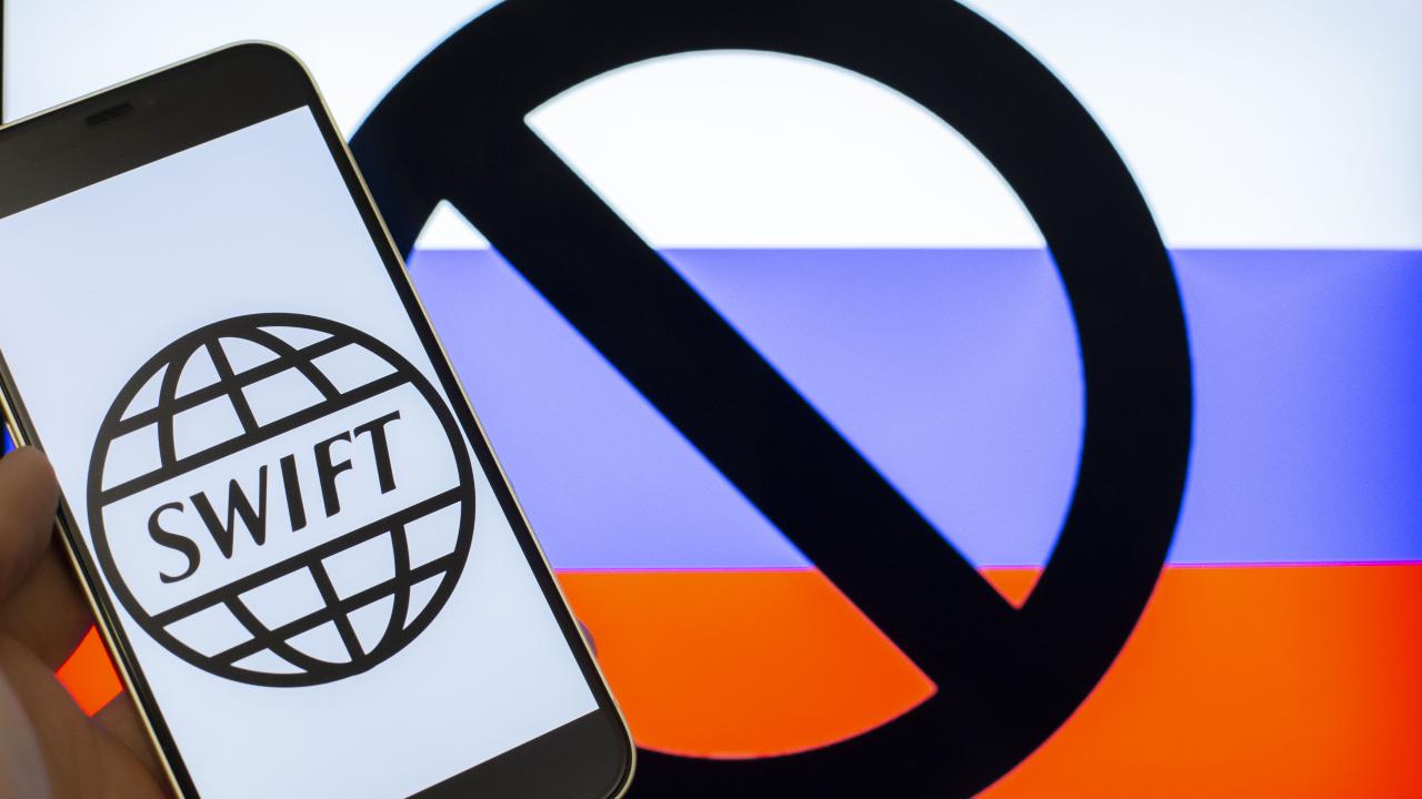 RUSYA SWIFT`TEN ÇIKARILDI