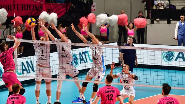 Halkbank altın sette kaybetti