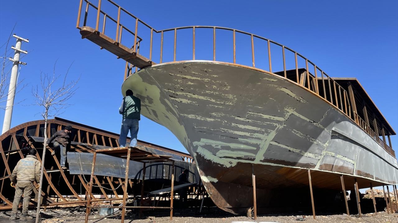 "Bir teknenin yapımı ortalama 70 gün civarı sürüyor"