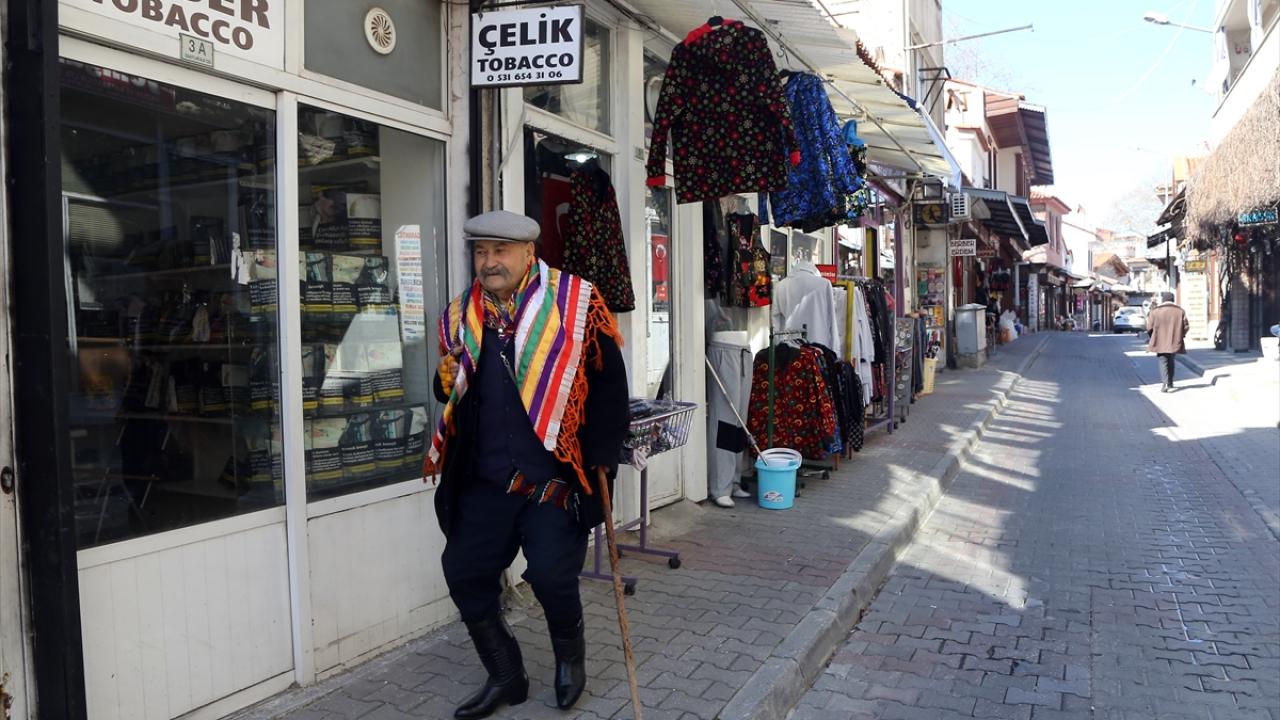 "İllaki yakışıklı olmam şarttır"