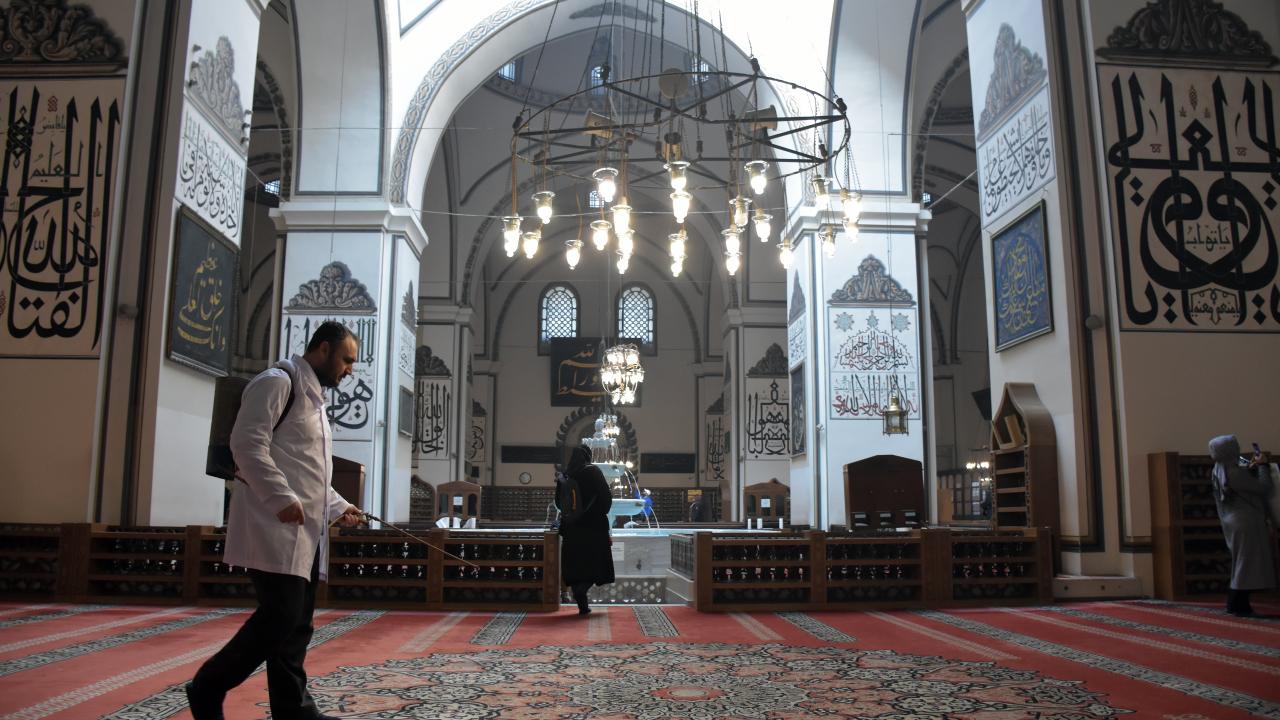 Günde 5 kez temizlik işlemi gerçekleştiriyor