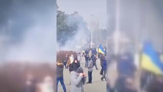 Ruslar Ukrayna'nın Slavutiç belediye başkanını kaçırdı, sivillere ateş açtı