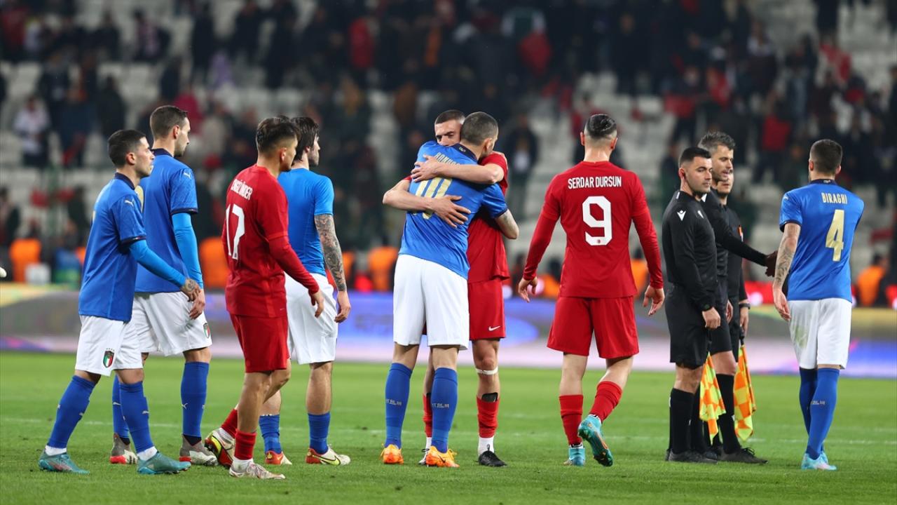 1 dakikalık saygı duruşu