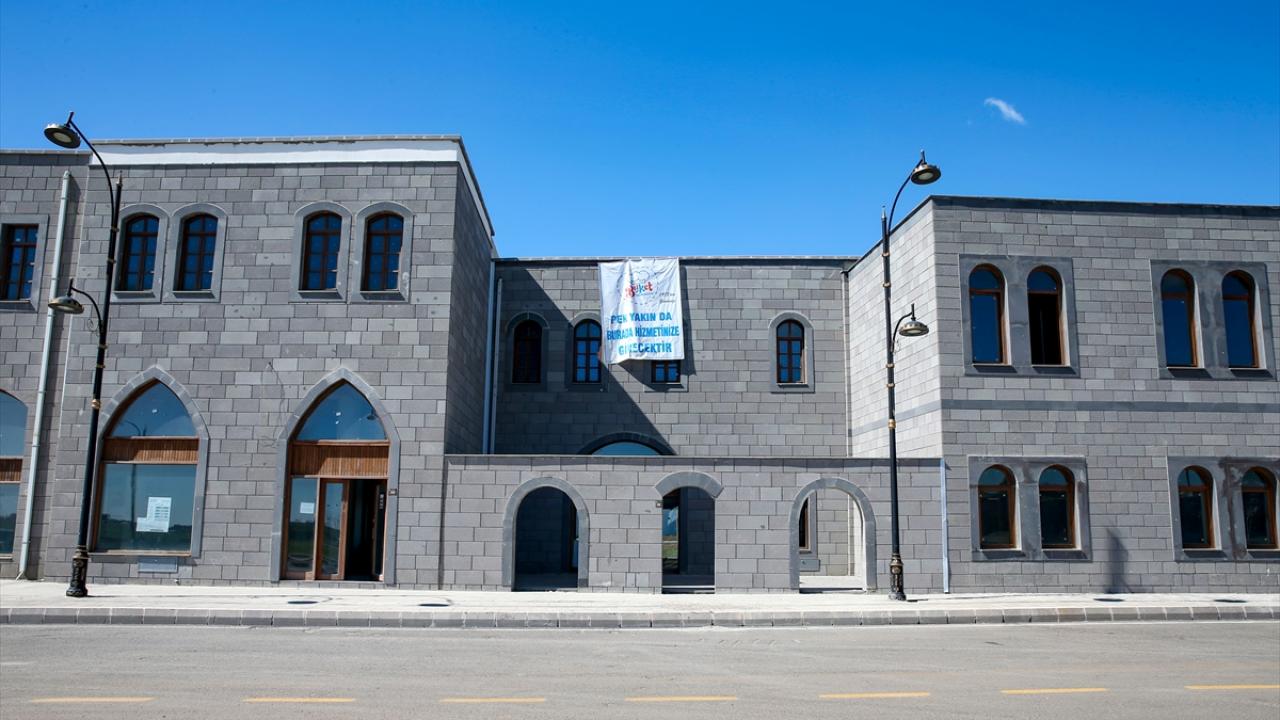 347 tescilli yapının restorasyonu sürüyor