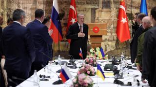 Dünya basınında ilk gündem İstanbul'daki barış müzakereleri