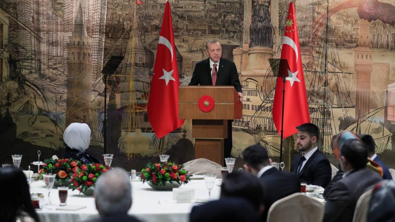 Cumhurbaşkanı Erdoğan, şehit aileleriyle iftarda bir araya geldi