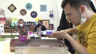 Otizmli Ahmet Emir, hayata sanatla tutundu