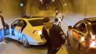 Kağıthane'de tüneli kapatarak yüksek sesli müzik dinleyenlere ceza