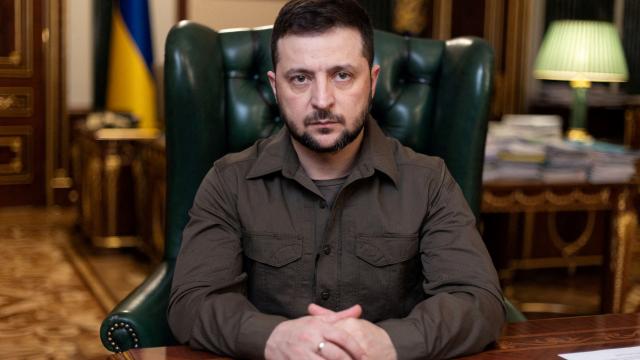 Zelenskiy: Rus güçleri Ukraynada kimyasal silah kullanabilir