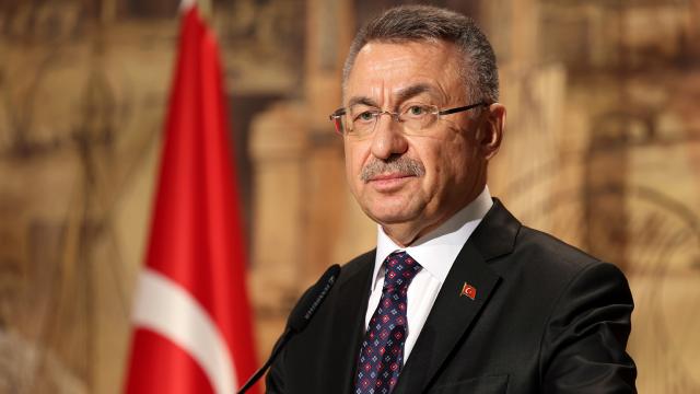 Cumhurbaşkanı Yardımcısı Oktaydan milli sporculara tebrik