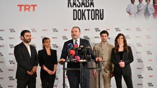 Kasaba Doktoru izleyiciyle buluştu