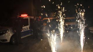 Kavga ihbarına giden polislere sürpriz kutlama