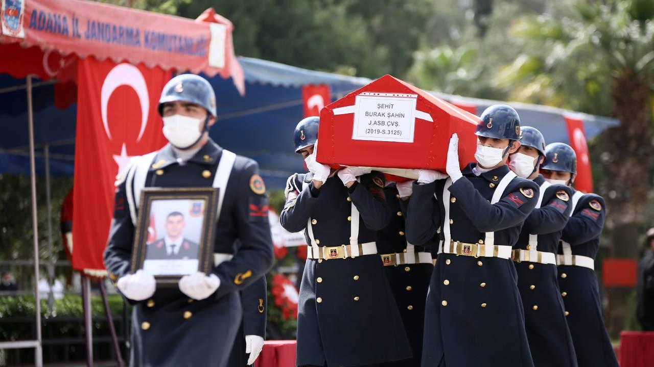 Trafik kazasında şehit olan 2 asker için tören düzenlendi