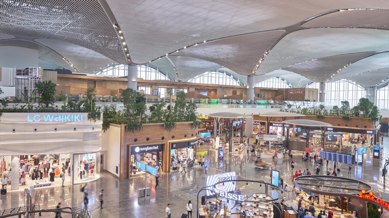 İstanbul Havalimanı 4 basamak yükseldi