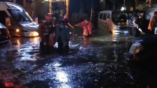 Çin’i fırtına vurdu: 20 yaralı