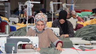 Tekstil atölyesine dönüştürülen atıl bina 130 kişiye iş kapısı oldu