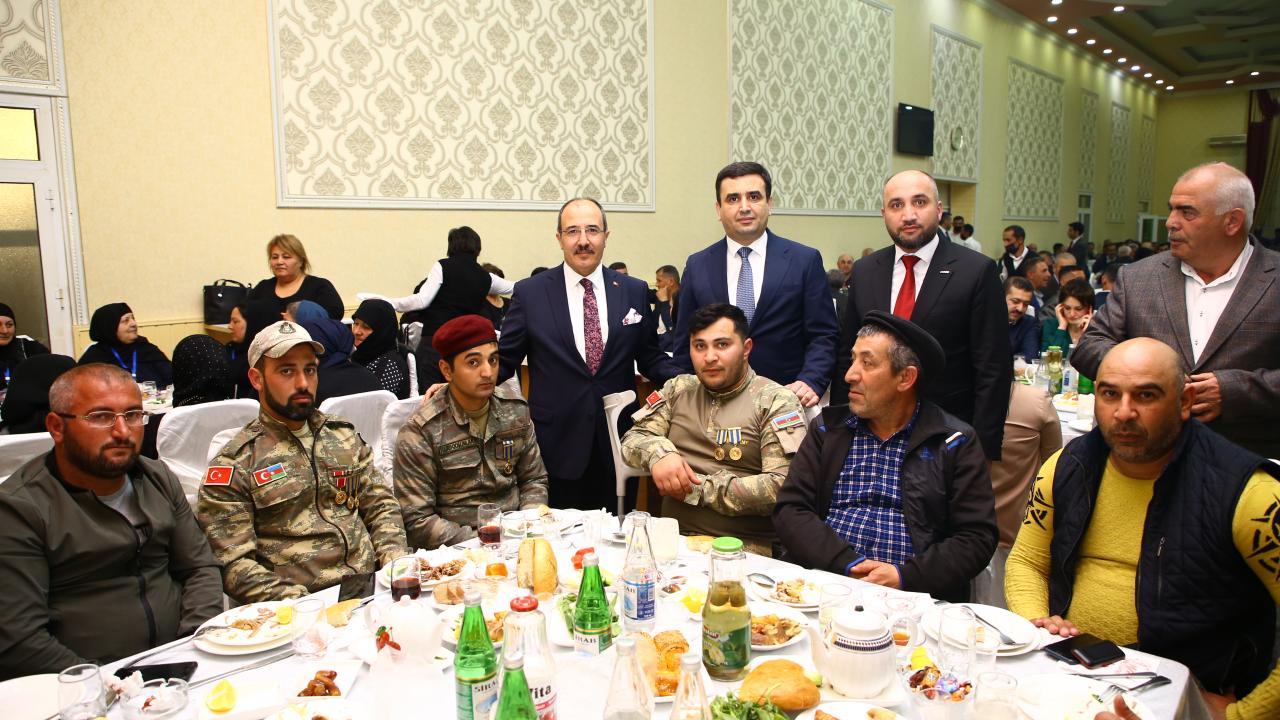 MÜSİAD'dan Azerbaycan'daki Ahıska Türkleri ve şehit ailelerine iftar