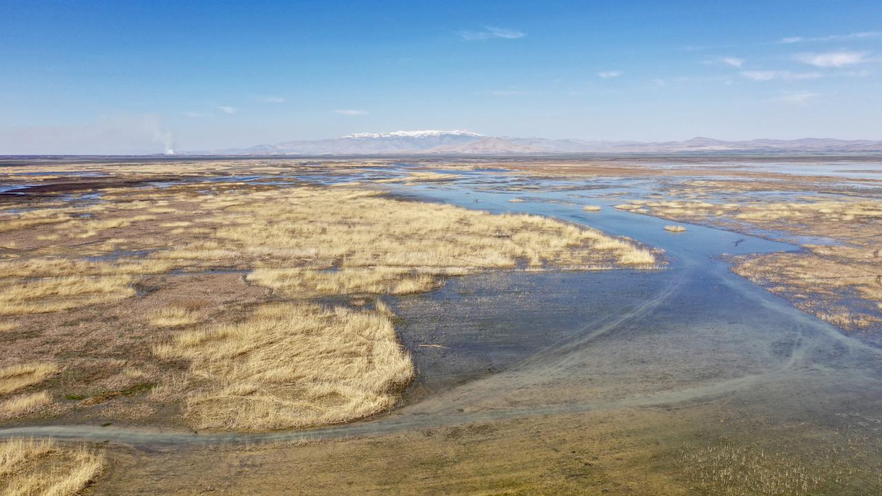 Gölü besleyen derenin suyu 12 kat arttı