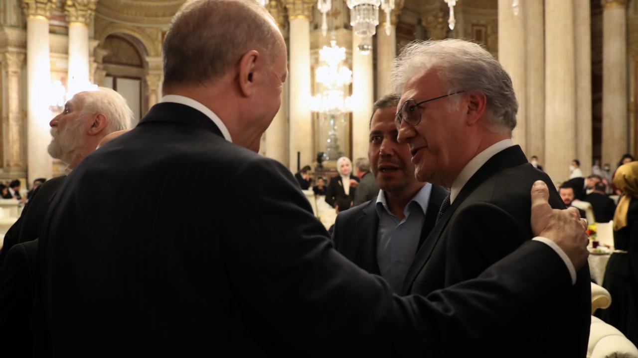 "Kültür-sanatla taçlandırılmamış bir kalkınma hamlesi sadece taştan, betondan, metalden ibaret kalır"