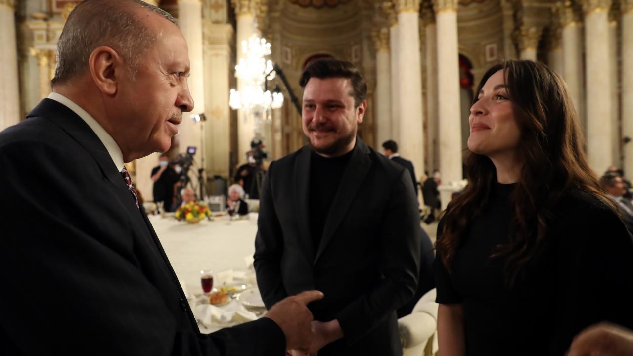 "Sanatçılarımızın emeğine sahip çıkıyoruz"